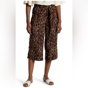 T Tahari Wide Leg Cropped Animal Print Pants Pockets Women’s Size Large